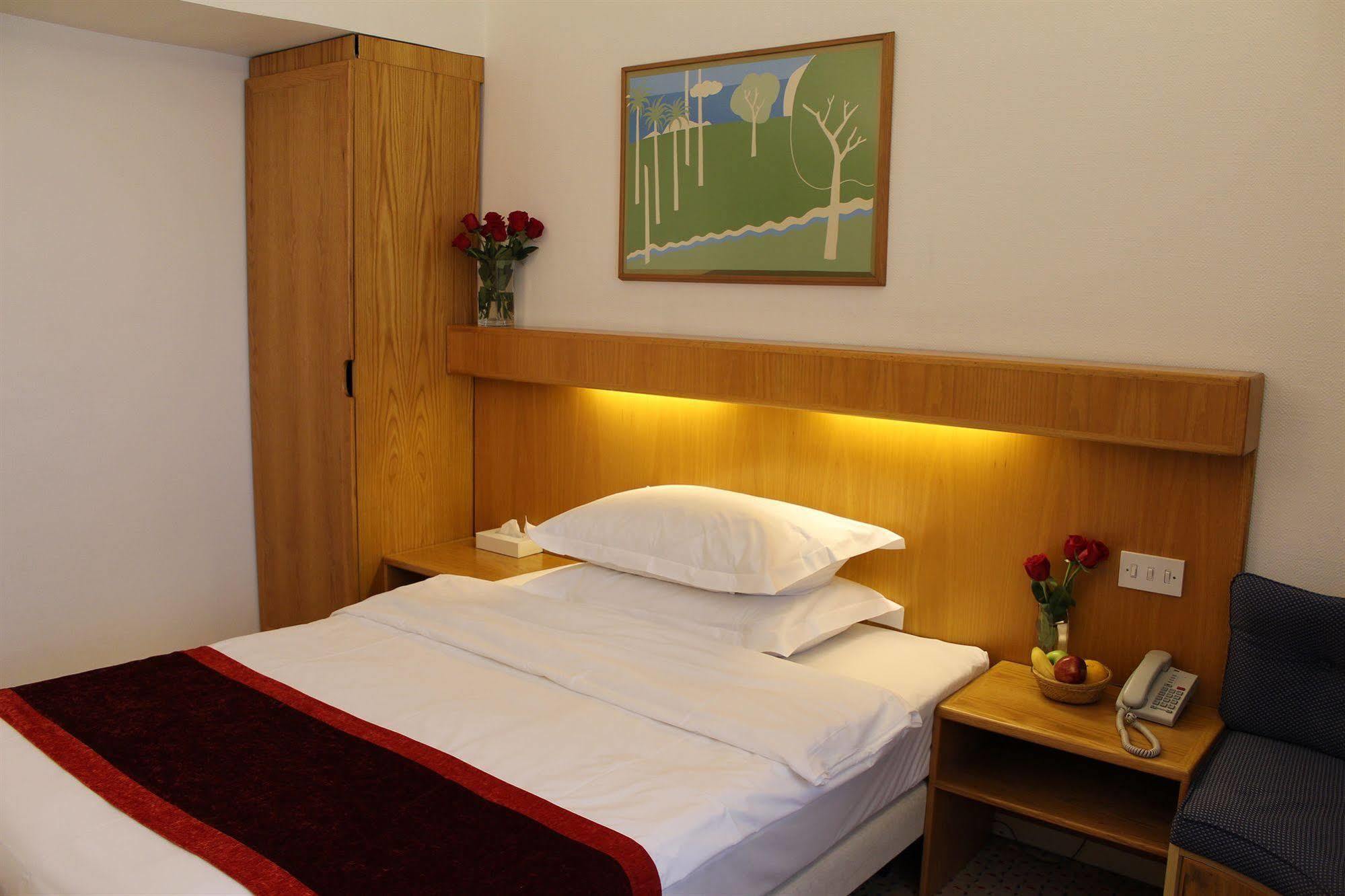 Oasis Hotel Kuwait City Екстер'єр фото